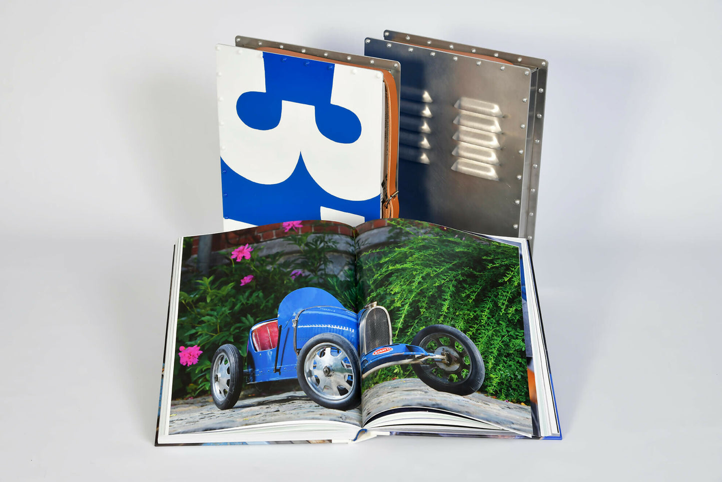 BABY BUGATTI - English version - The Automobile Art for children